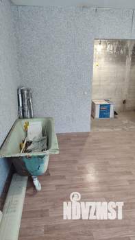 3-к квартира, вторичка, 65м2, 1/10 этаж