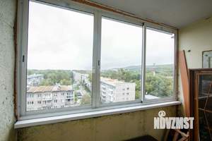 3-к квартира, вторичка, 56м2, 9/9 этаж