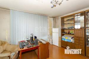 4-к квартира, вторичка, 77м2, 1/9 этаж