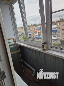 4-к квартира, вторичка, 61м2, 5/5 этаж