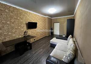 2-к квартира, вторичка, 73м2, 1/4 этаж