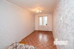3-к квартира, вторичка, 60м2, 1/9 этаж