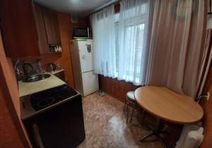 3-к квартира, вторичка, 60м2, 1/5 этаж