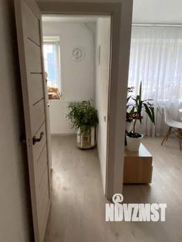 2-к квартира, вторичка, 42м2, 1/5 этаж