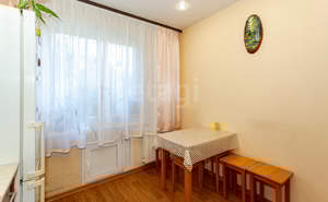 4-к квартира, вторичка, 77м2, 1/9 этаж