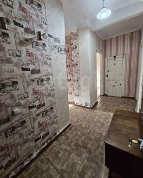 2-к квартира, вторичка, 58м2, 2/4 этаж