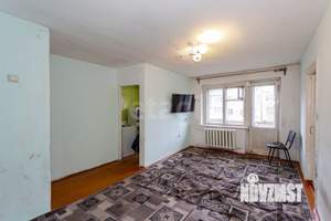2-к квартира, вторичка, 45м2, 3/5 этаж