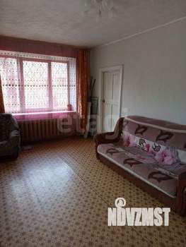 2-к квартира, вторичка, 42м2, 1/5 этаж