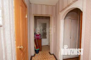 3-к квартира, вторичка, 64м2, 1/9 этаж