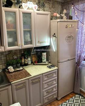 2-к квартира, вторичка, 44м2, 1/5 этаж