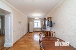 3-к квартира, вторичка, 176м2, 3/6 этаж