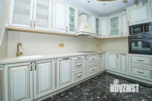 3-к квартира, вторичка, 140м2, 12/14 этаж