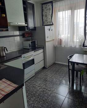 4-к квартира, вторичка, 81м2, 4/10 этаж