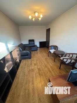 3-к квартира, вторичка, 61м2, 2/5 этаж