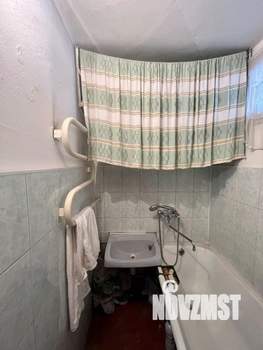 3-к квартира, вторичка, 58м2, 9/9 этаж