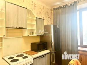 2-к квартира, вторичка, 64м2, 3/5 этаж