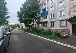 3-к квартира, вторичка, 56м2, 1/9 этаж