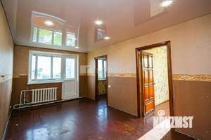 4-к квартира, вторичка, 61м2, 5/5 этаж