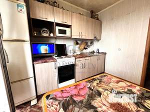 2-к квартира, вторичка, 50м2, 8/9 этаж
