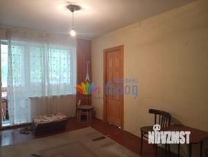 3-к квартира, вторичка, 53м2, 1/9 этаж