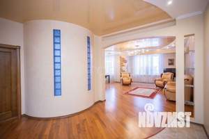 3-к квартира, вторичка, 127м2, 6/9 этаж