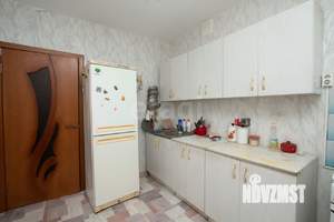 4-к квартира, вторичка, 77м2, 2/9 этаж