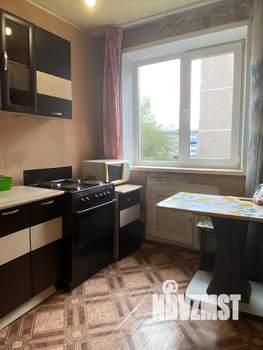 3-к квартира, вторичка, 47м2, 3/5 этаж