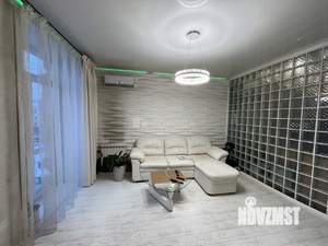 2-к квартира, вторичка, 61м2, 4/4 этаж