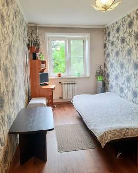 3-к квартира, вторичка, 56м2, 3/5 этаж
