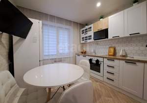 2-к квартира, вторичка, 51м2, 1/10 этаж