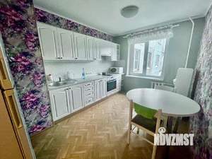 4-к квартира, вторичка, 95м2, 2/9 этаж