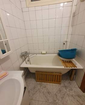3-к квартира, вторичка, 80м2, 1/5 этаж