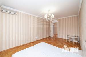 3-к квартира, вторичка, 176м2, 3/6 этаж