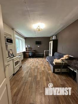 2-к квартира, вторичка, 39м2, 1/4 этаж