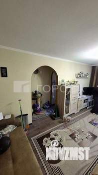 2-к квартира, вторичка, 42м2, 1/5 этаж