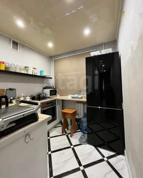 3-к квартира, вторичка, 60м2, 1/5 этаж