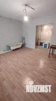 3-к квартира, вторичка, 65м2, 1/10 этаж