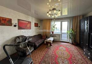 4-к квартира, вторичка, 82м2, 8/10 этаж