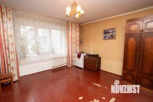 4-к квартира, вторичка, 77м2, 2/9 этаж