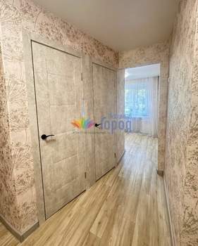 2-к квартира, вторичка, 45м2, 1/5 этаж