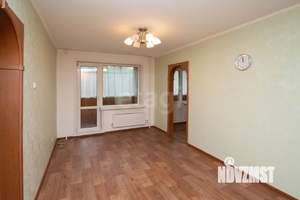 3-к квартира, вторичка, 52м2, 1/9 этаж