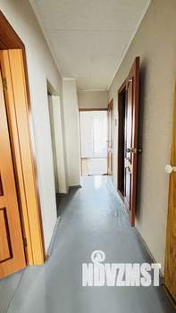 3-к квартира, вторичка, 65м2, 9/9 этаж