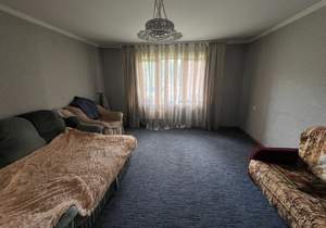 2-к квартира, вторичка, 52м2, 1/10 этаж