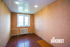 4-к квартира, вторичка, 61м2, 5/5 этаж