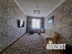 2-к квартира, вторичка, 68м2, 3/5 этаж