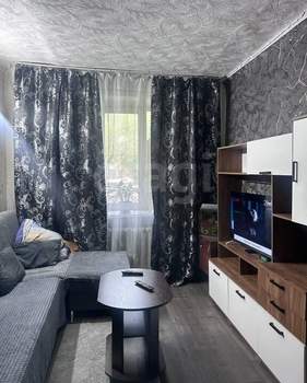 2-к квартира, вторичка, 43м2, 1/2 этаж