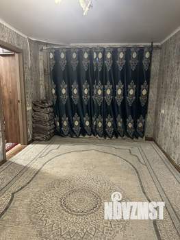 4-к квартира, вторичка, 60м2, 1/5 этаж