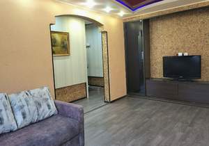 2-к квартира, вторичка, 43м2, 1/5 этаж