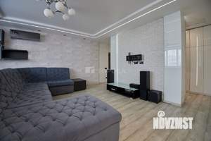 3-к квартира, вторичка, 94м2, 8/10 этаж