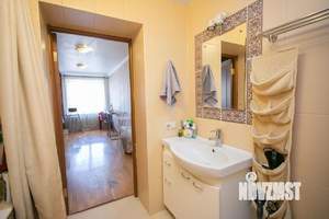 2-к квартира, вторичка, 100м2, 7/9 этаж